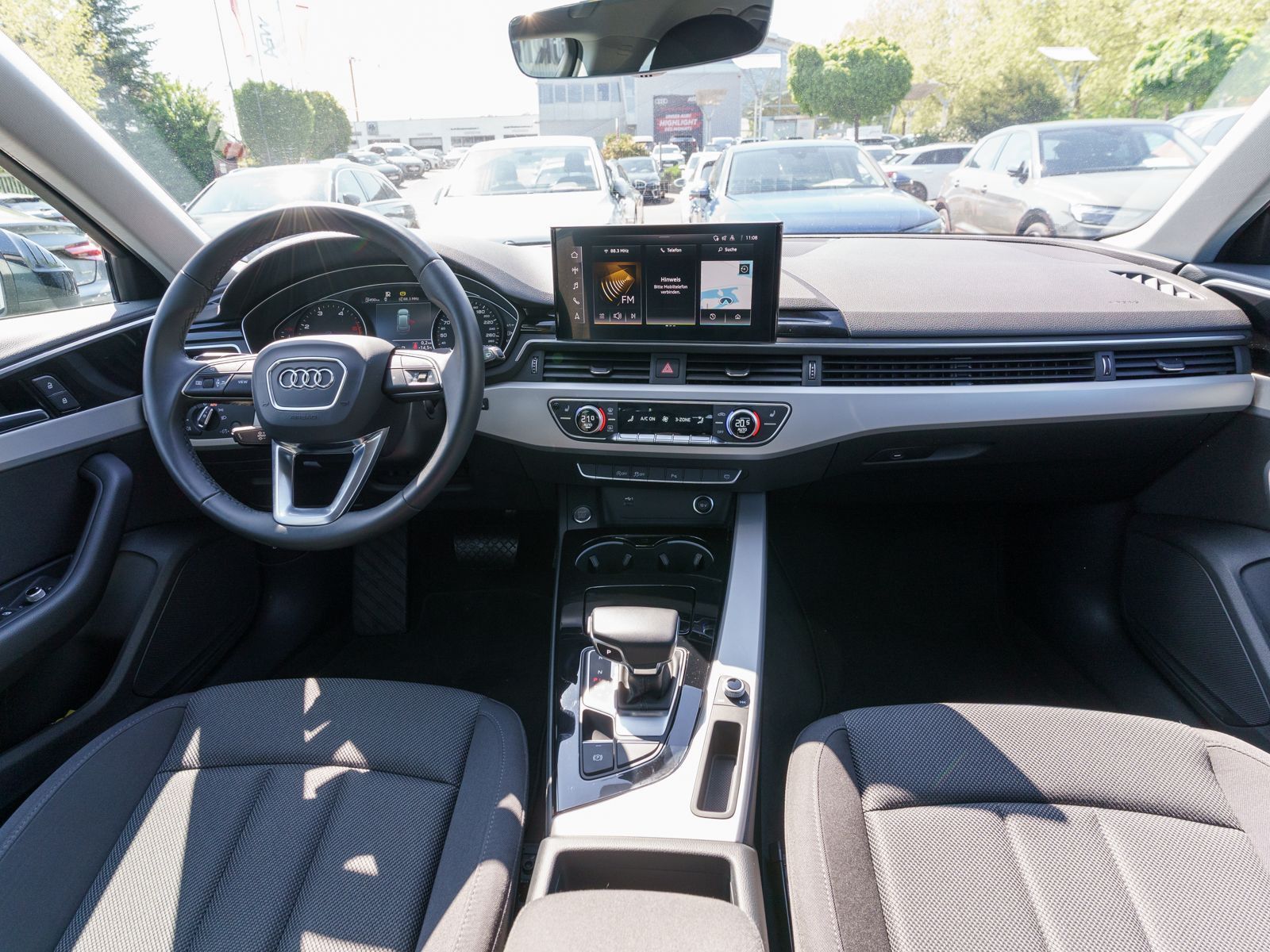 Fahrzeugabbildung Audi A4 Avant 30TDI Stronic Navi LED RFK SHZ