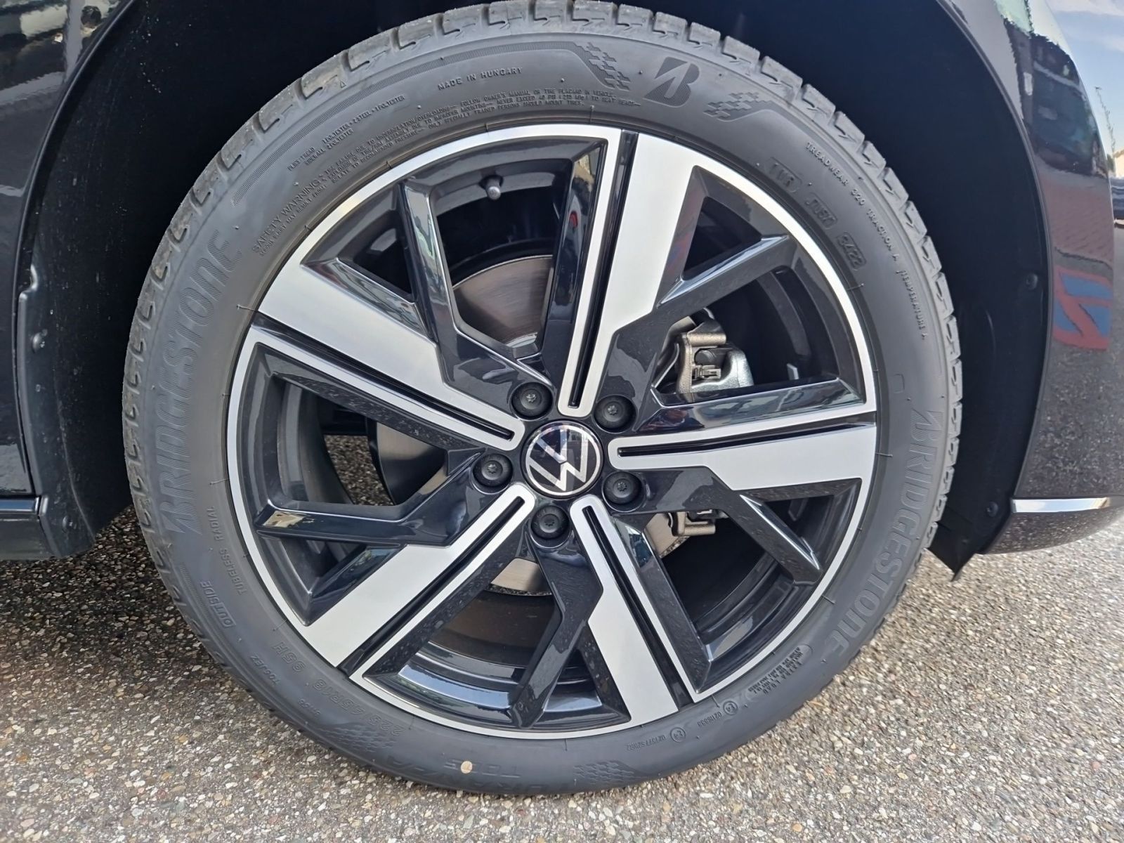 Fahrzeugabbildung Volkswagen Caddy Style 5-Sitzer 1.5 TSI DSG NAVI SHZ RFK