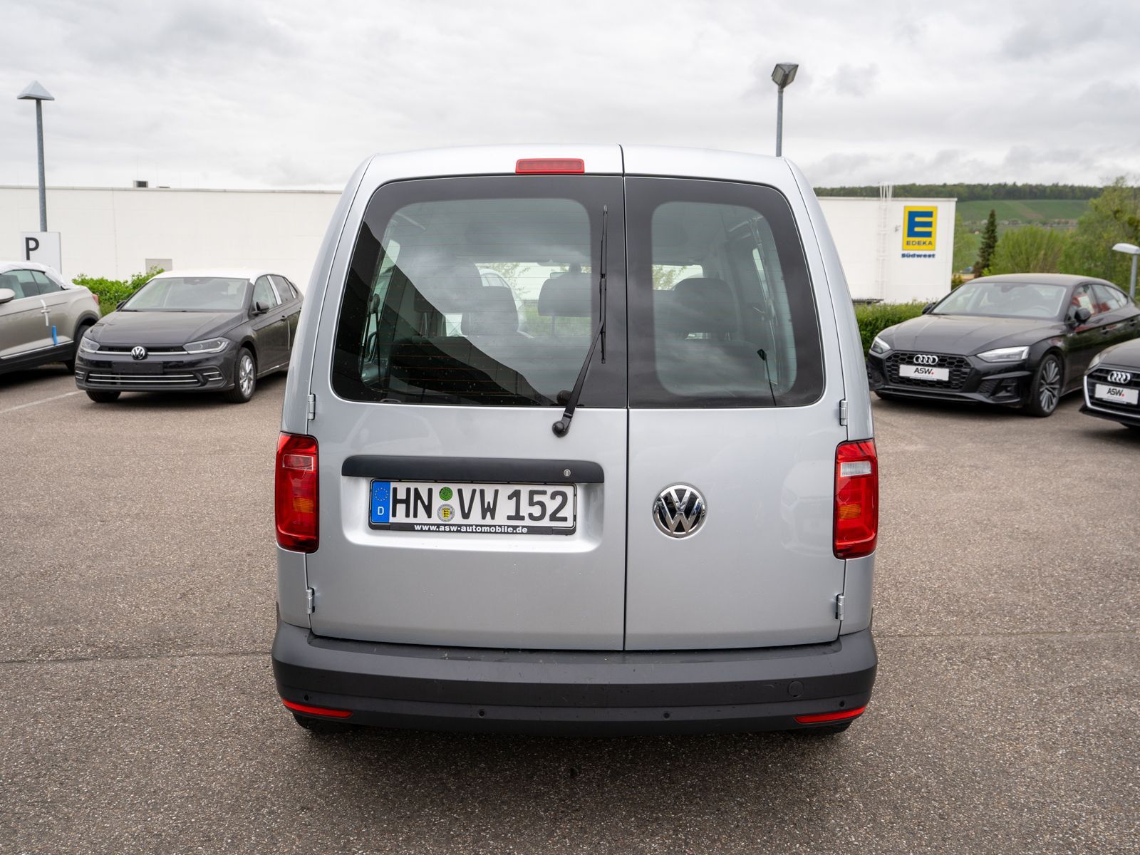Fahrzeugabbildung Volkswagen Caddy Kombi 2.0 TDI Klimaanlage PDC Sitzheizung