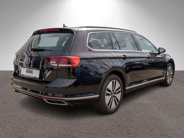 Fahrzeugabbildung Volkswagen Passat Variant GTE 1.4 TSI DSG Navi RFK ACC AHK