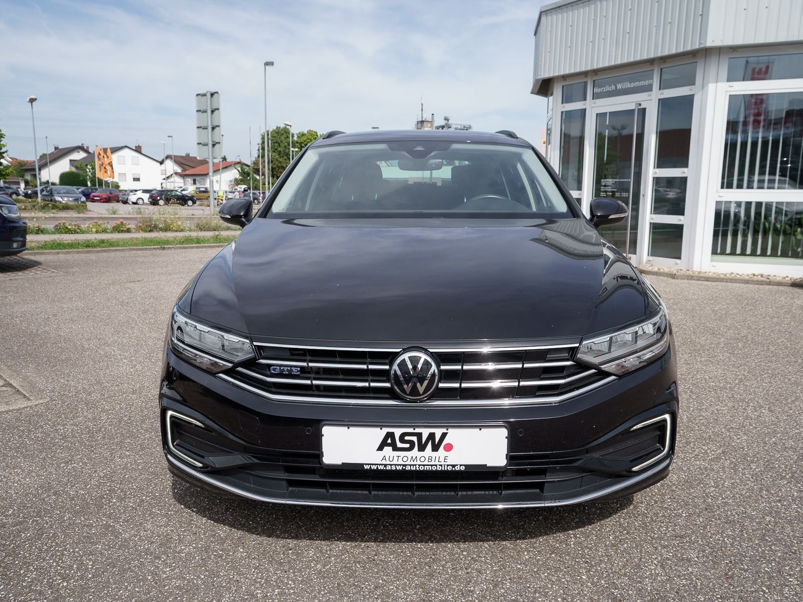 Fahrzeugabbildung Volkswagen Passat Variant GTE 1.4 TSI DSG Navi RFK ACC AHK