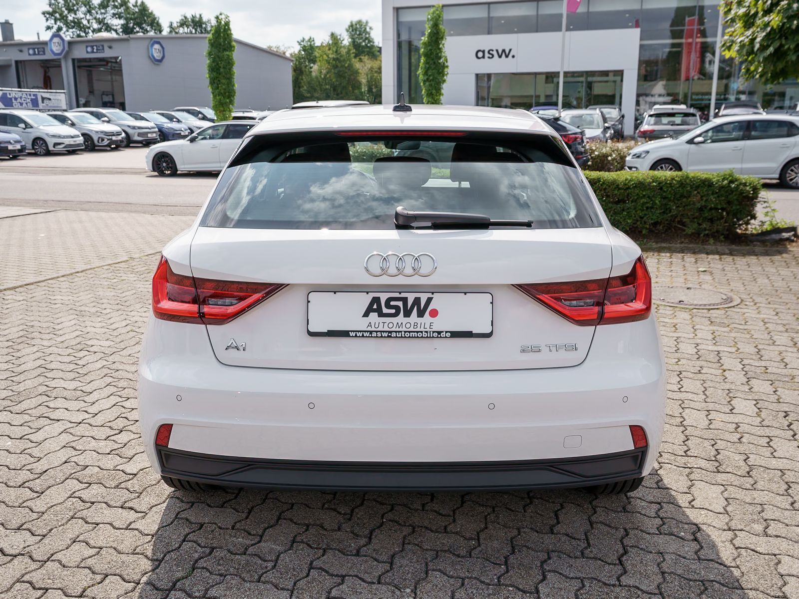 Fahrzeugabbildung Audi A1 Sportback 25TFSI LED Navi Klimaaut PDC v+h