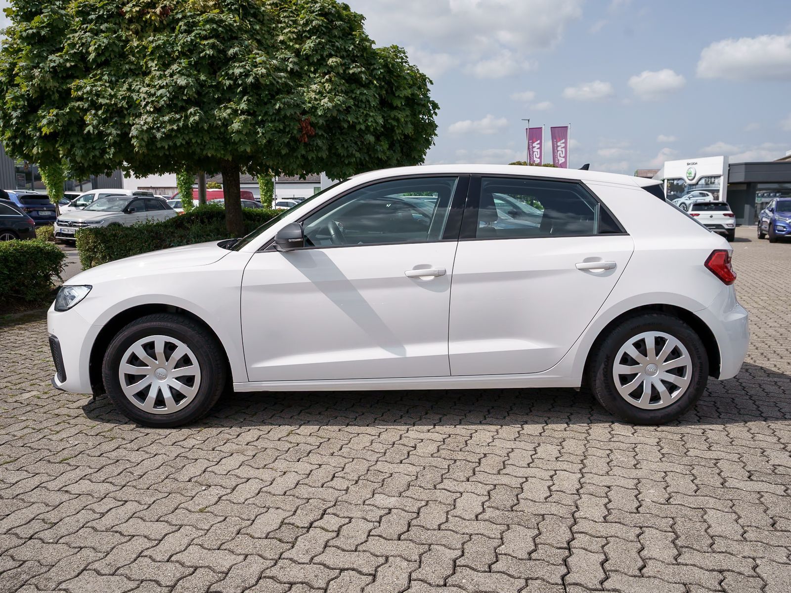 Fahrzeugabbildung Audi A1 Sportback 25TFSI LED Navi Klimaaut PDC v+h