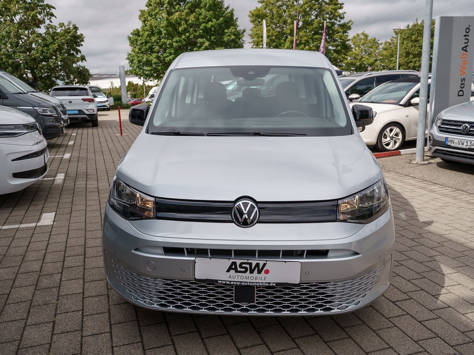 Fahrzeugabbildung Volkswagen Caddy Kombi 1.5TSI NAVI ACC SHZ Digital Cockpit