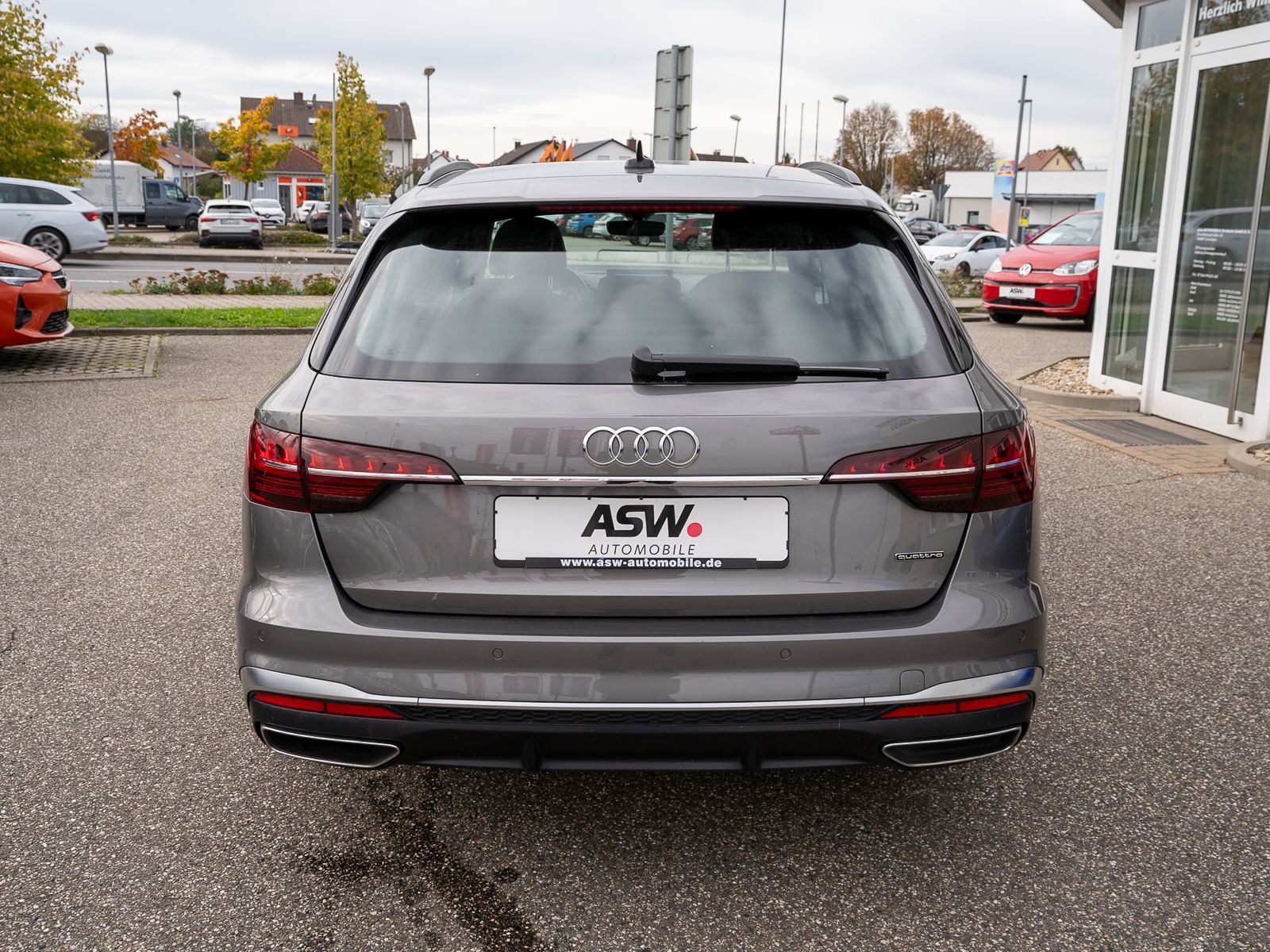 Fahrzeugabbildung Audi A4 Avant Sline 50TDI quattro tiptron LED B&O AHK