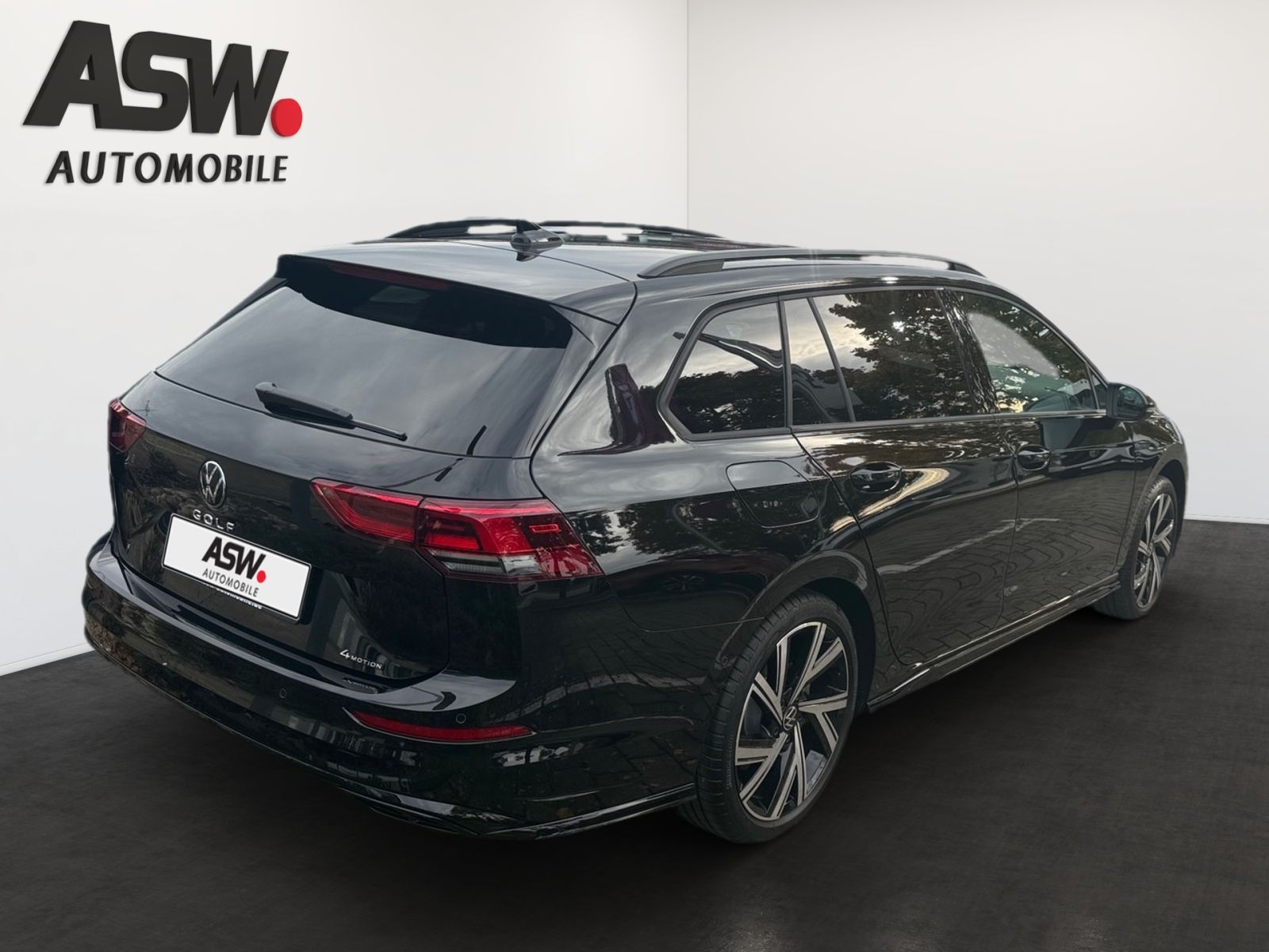 Fahrzeugabbildung Volkswagen Golf Variant R-Line 2.0TSI 4MOT 140kW(190PS) DSG