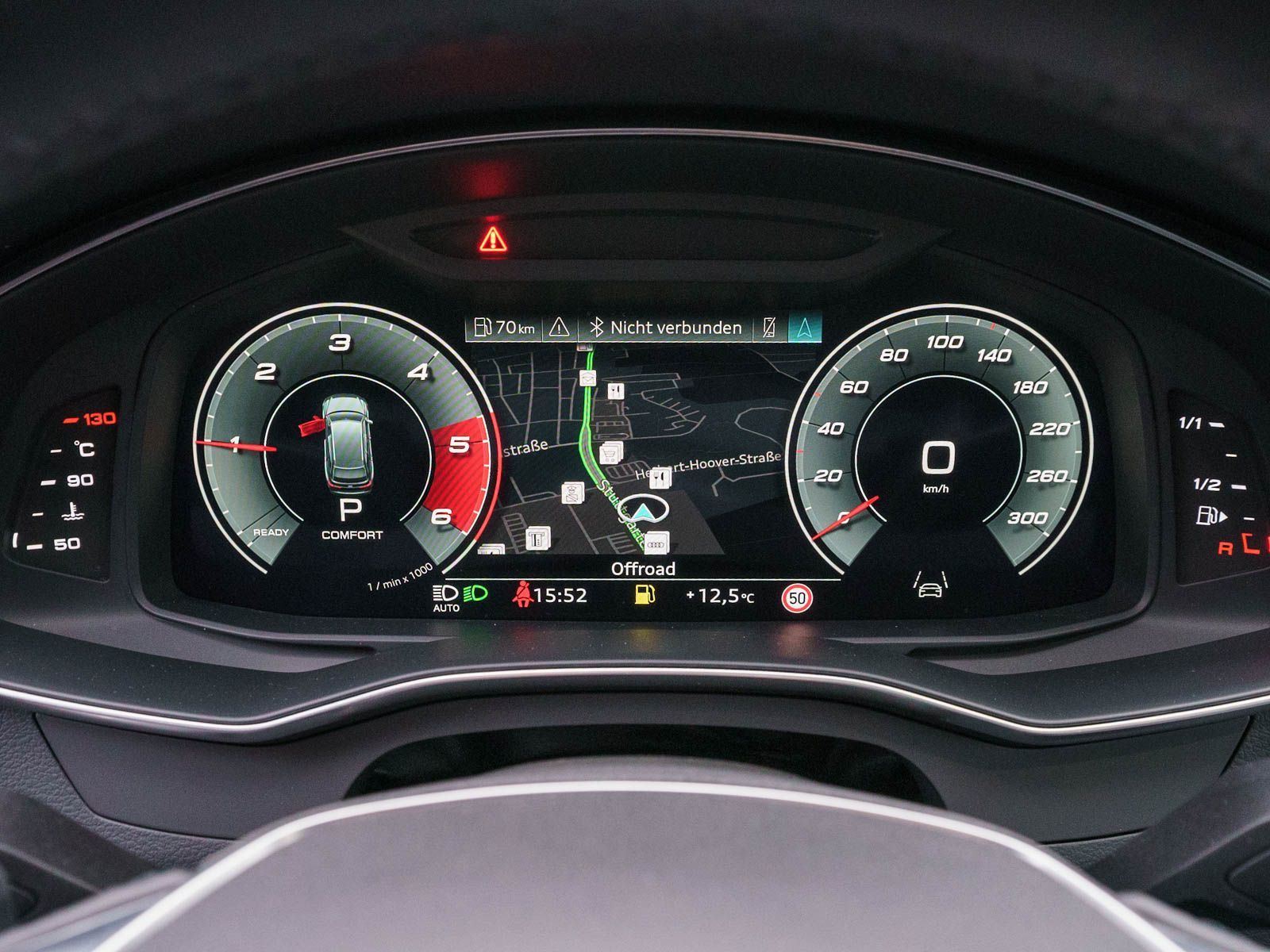 Fahrzeugabbildung Audi A6 Avant Sline 40TDI quattr Navi LED Pano HUD VC