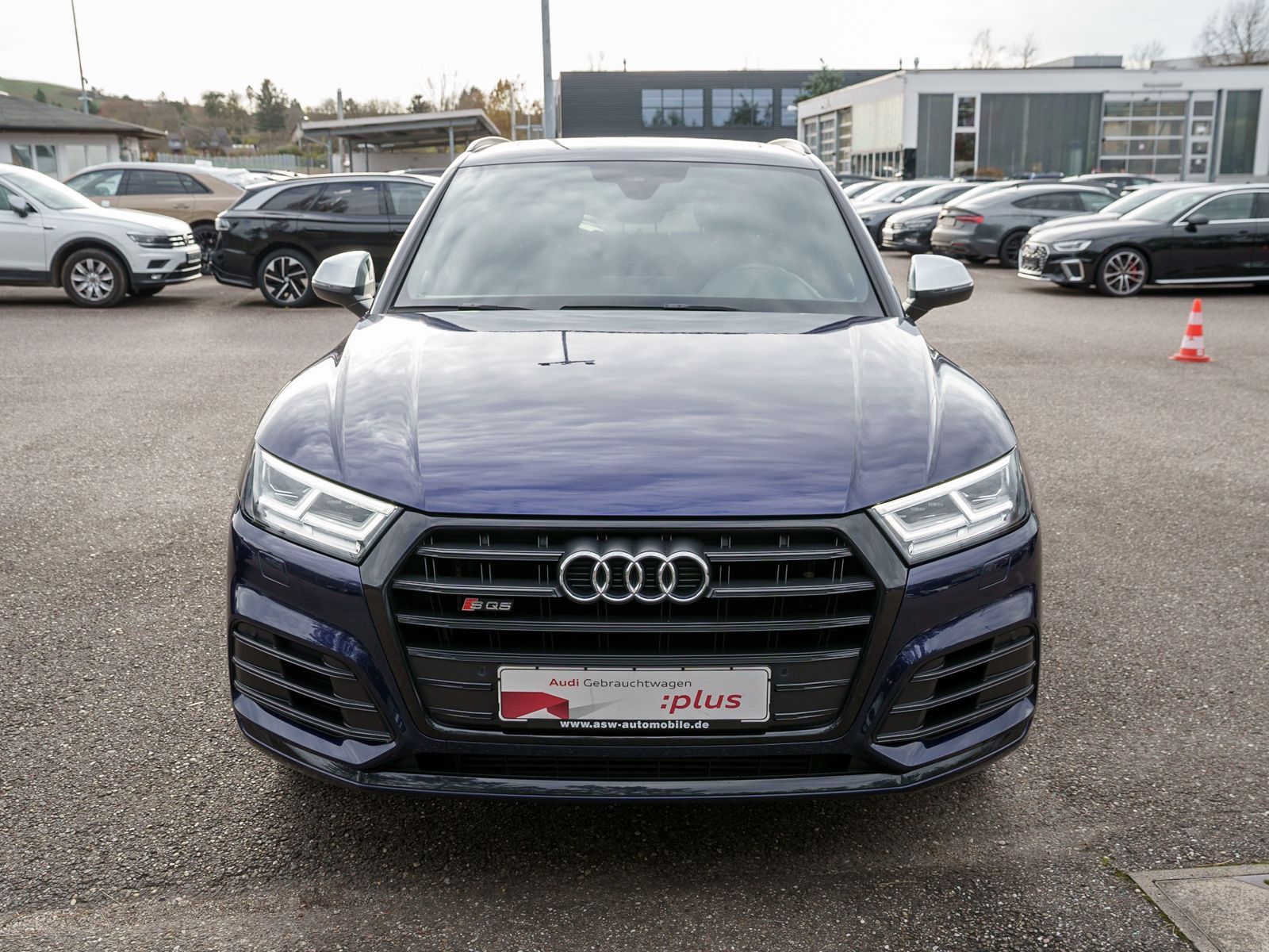 Fahrzeugabbildung Audi SQ5 3.0TDI tiptronic Navi Matrix Pano RFK VC