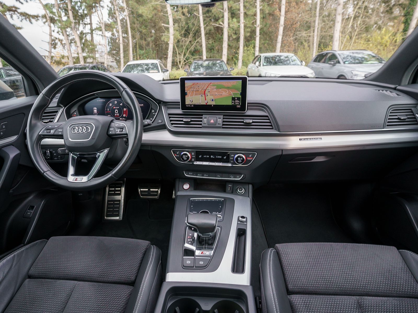 Fahrzeugabbildung Audi SQ5 3.0TDI tiptronic Navi Matrix Pano RFK VC