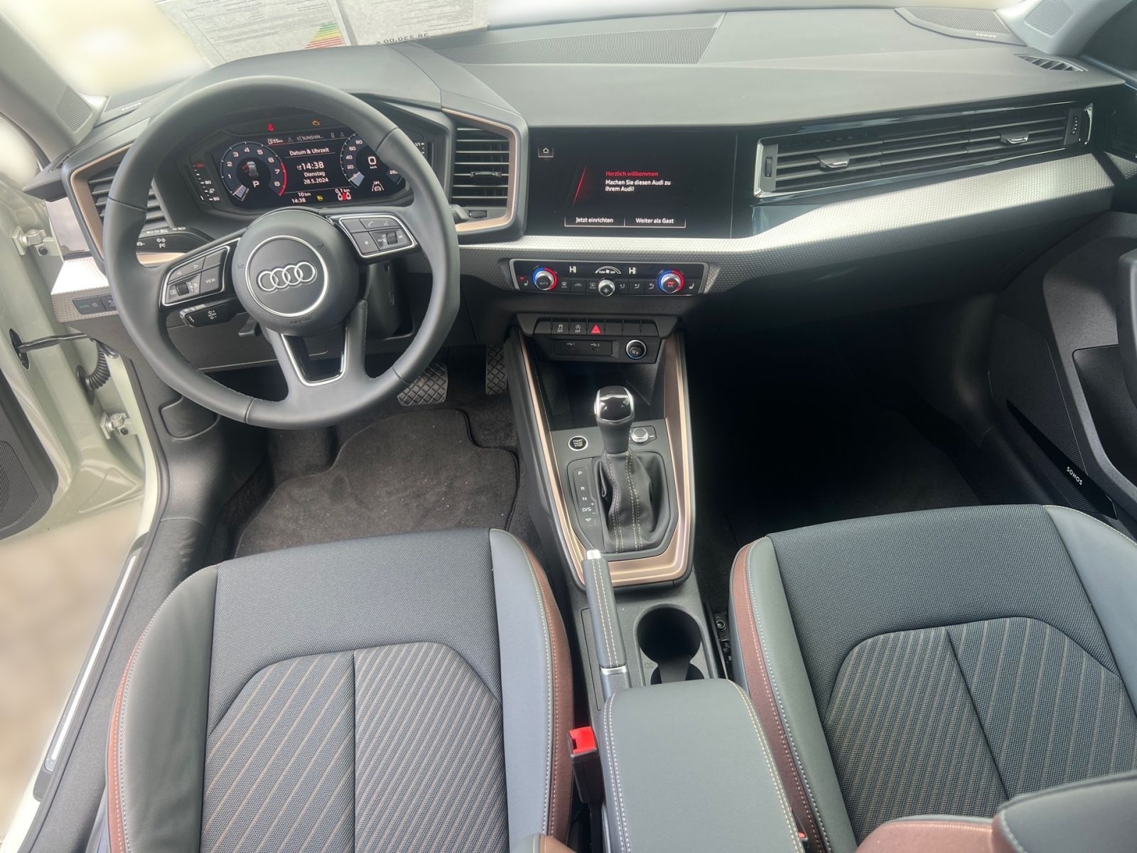 Fahrzeugabbildung Audi A1 Sportback advanced 35 TFSI S tronic Navi LED