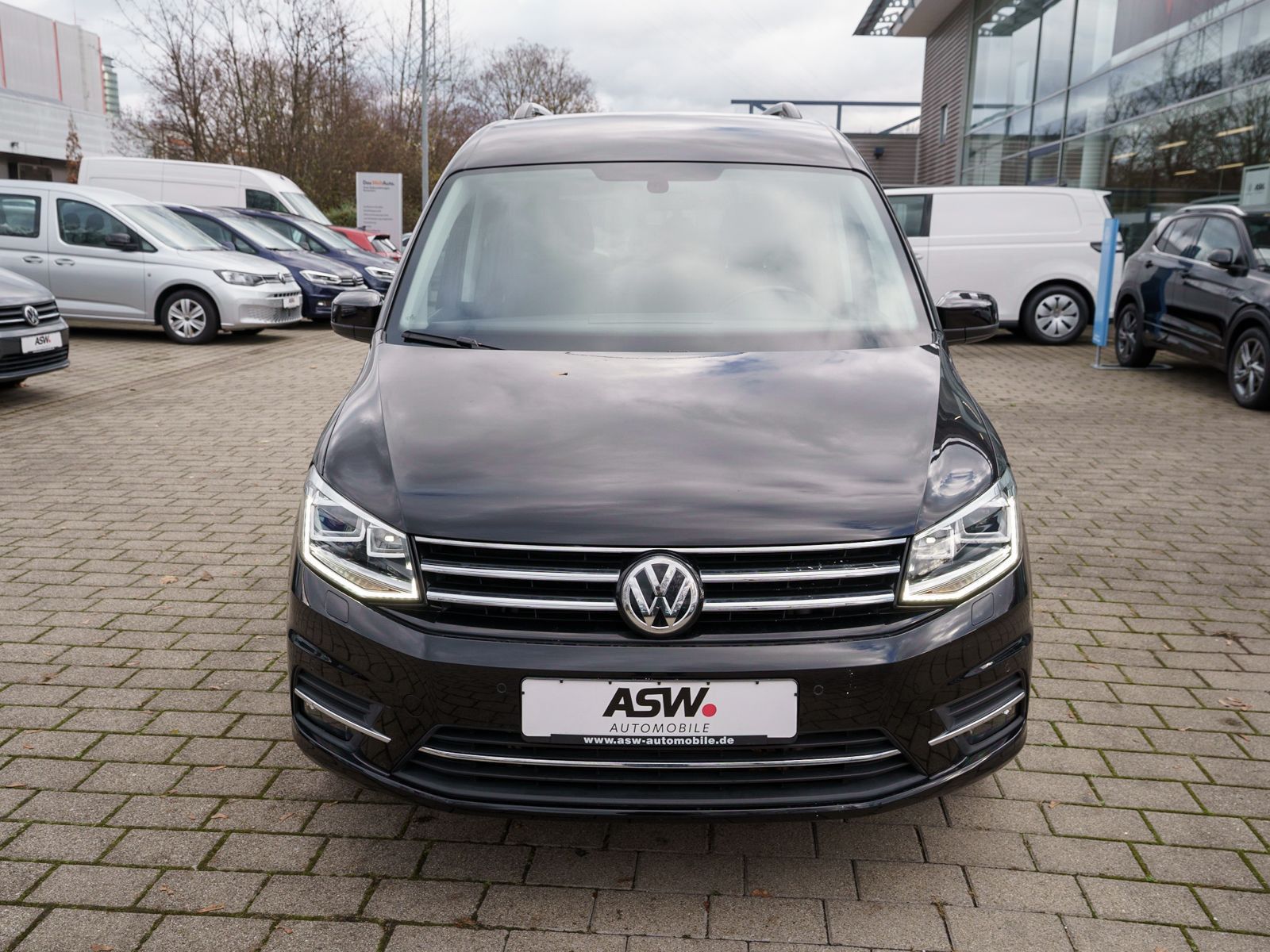 Fahrzeugabbildung Volkswagen Caddy Highline 1.4TSI DSG Xenon Standhz NAVI RFK