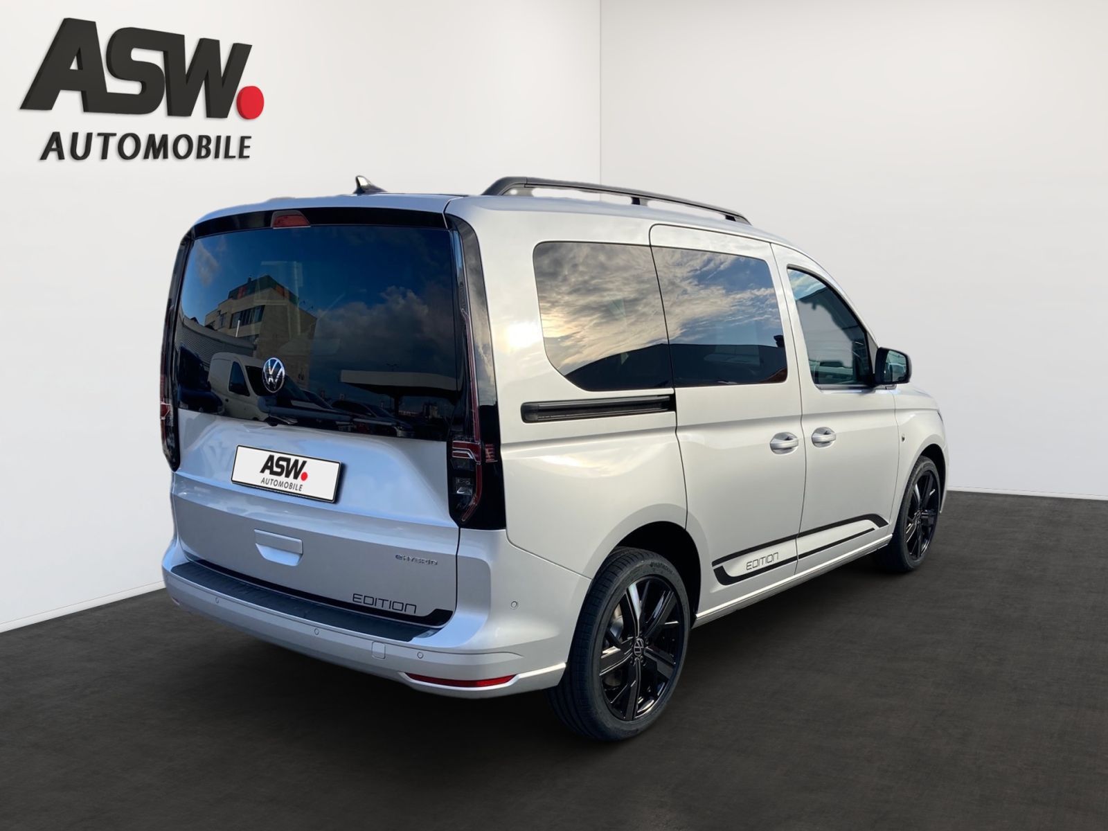 Fahrzeugabbildung Volkswagen Caddy Life 5-Sitzer 1.5 TSI eHybrid DSG