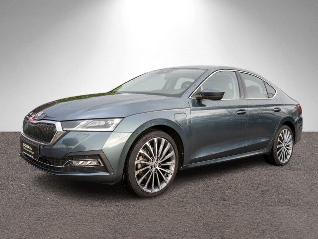 SKODA Octavia iV Limo Style 1.4Hybrid LED NAVI HUD AHK