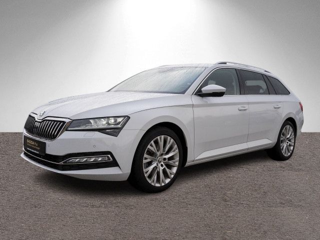 SKODA Superb Combi Style 2.0 TDI DSG Navi ACC RFK AHK