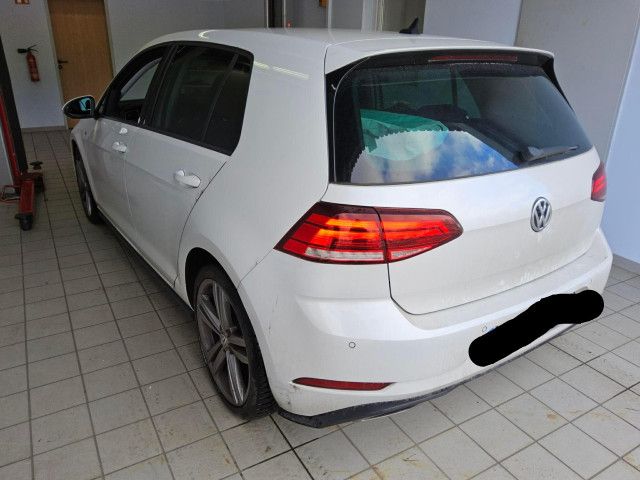 Fahrzeugabbildung Volkswagen Golf VII Join 1.6TDI R-Line NAVI PDC v/h SHZ ACC